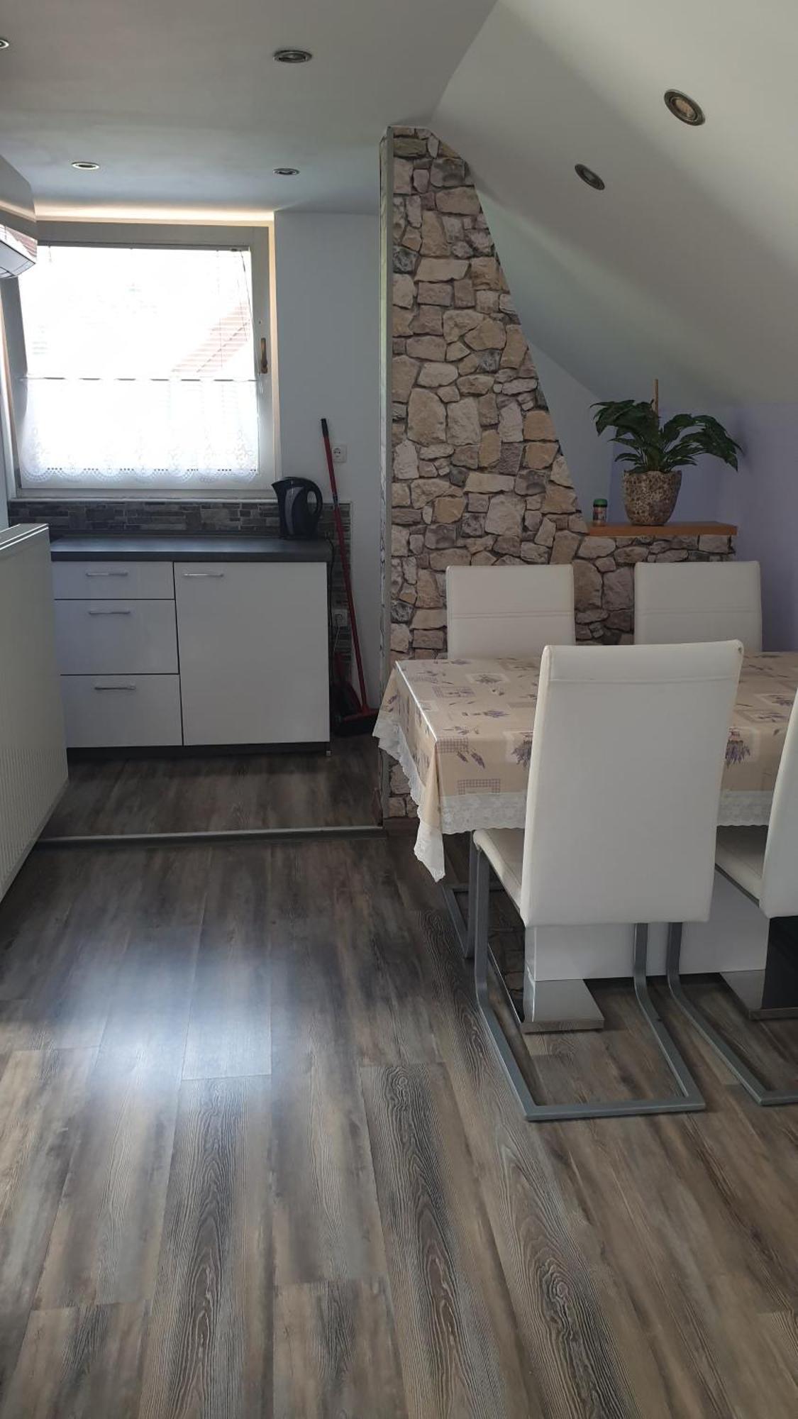 Apartments Sobe Jurcek Luče Екстериор снимка