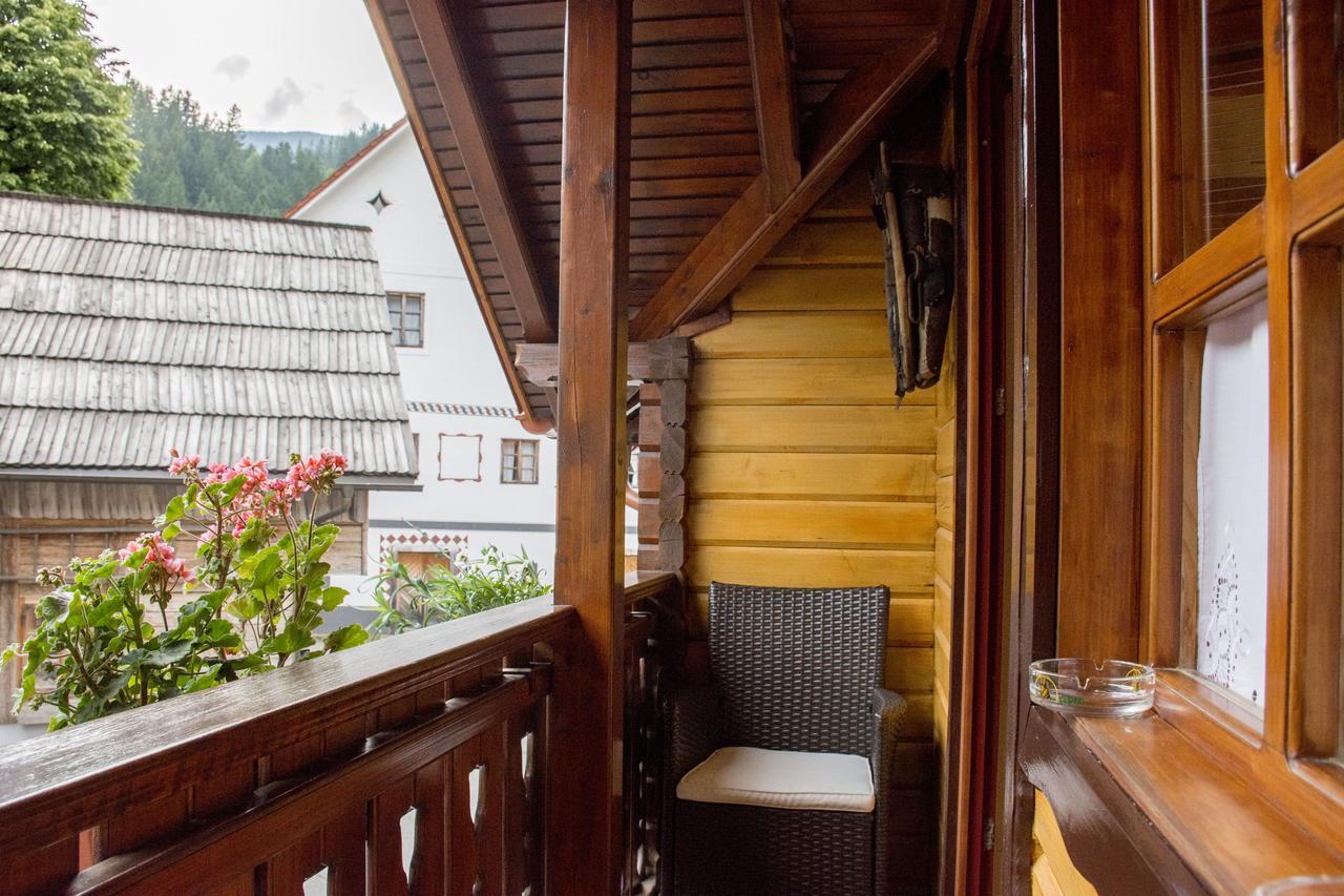 Apartments Sobe Jurcek Luče Екстериор снимка